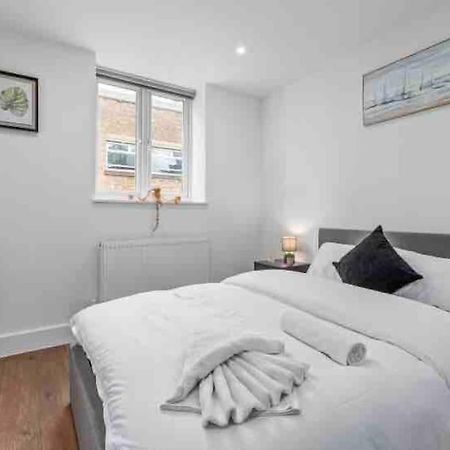 Appartamento Cozy Flat Near London Eye/ Victoria / Vauxhall Esterno foto