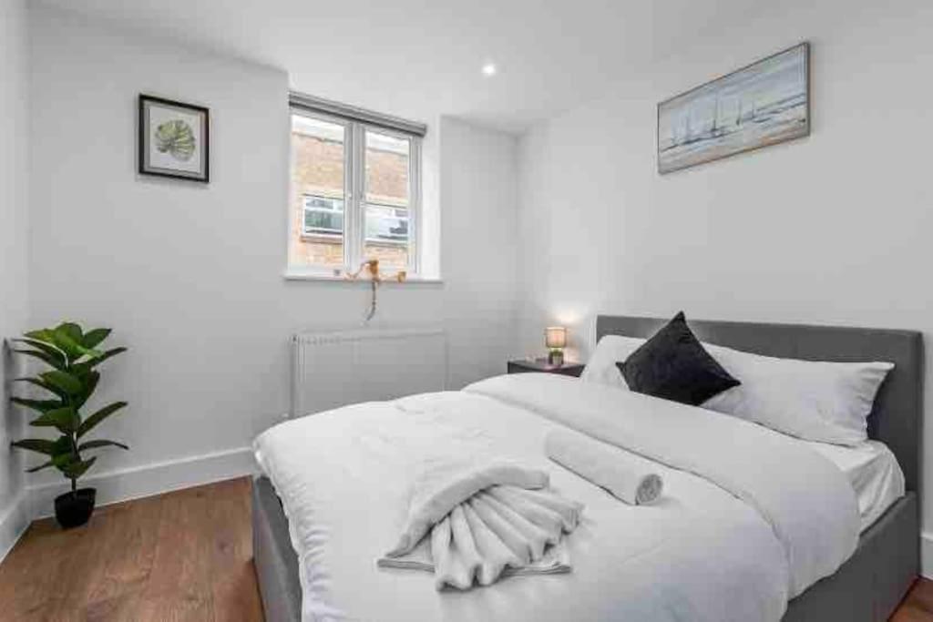 Appartamento Cozy Flat Near London Eye/ Victoria / Vauxhall Esterno foto