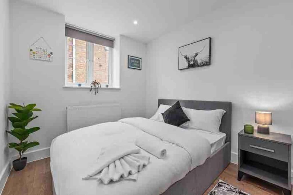 Appartamento Cozy Flat Near London Eye/ Victoria / Vauxhall Esterno foto