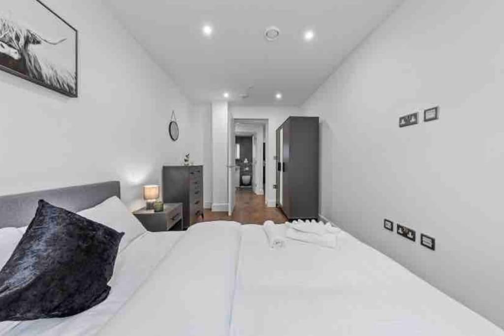 Appartamento Cozy Flat Near London Eye/ Victoria / Vauxhall Esterno foto