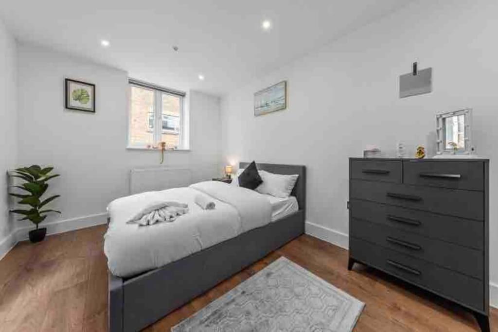Appartamento Cozy Flat Near London Eye/ Victoria / Vauxhall Esterno foto